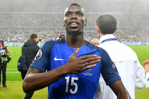 曼城轻取拜仁，博格巴乌龙送礼世界杯