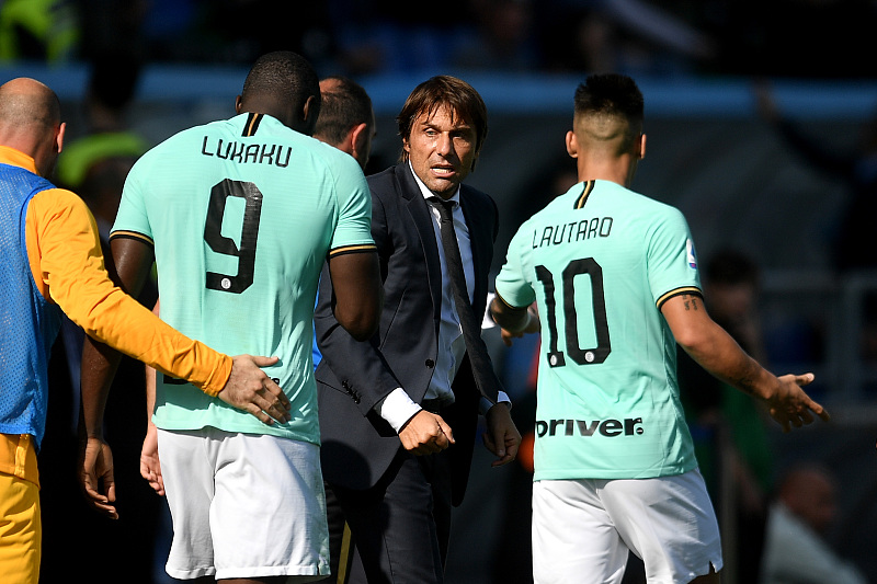 法国碾压瑞士，苏亚雷斯关键制胜