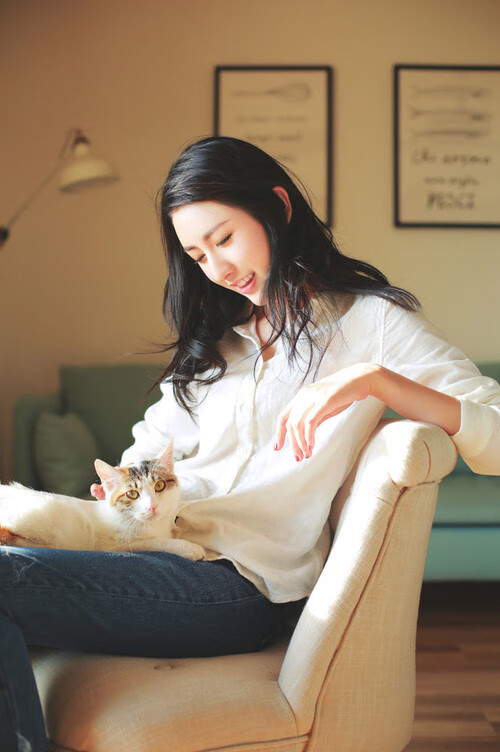 双重奏，当鹈鹕掀起逆转风暴，范弗利特在英超书写争冠变奏曲